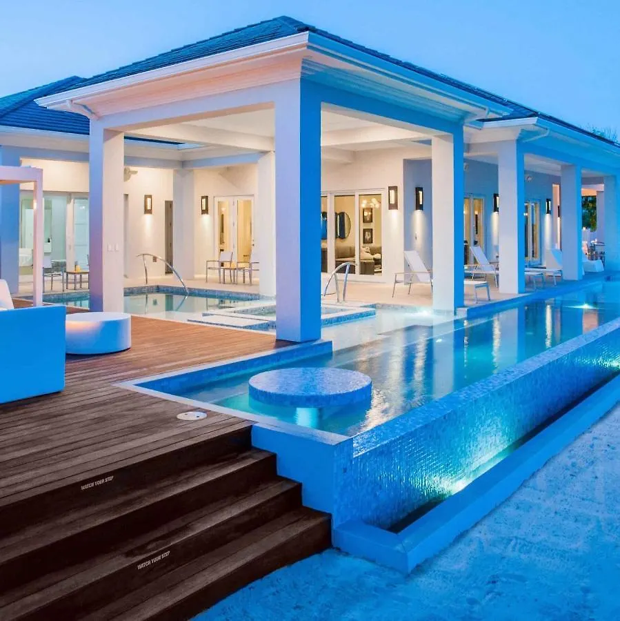 Luxury Cayman Villas Driftwood Village