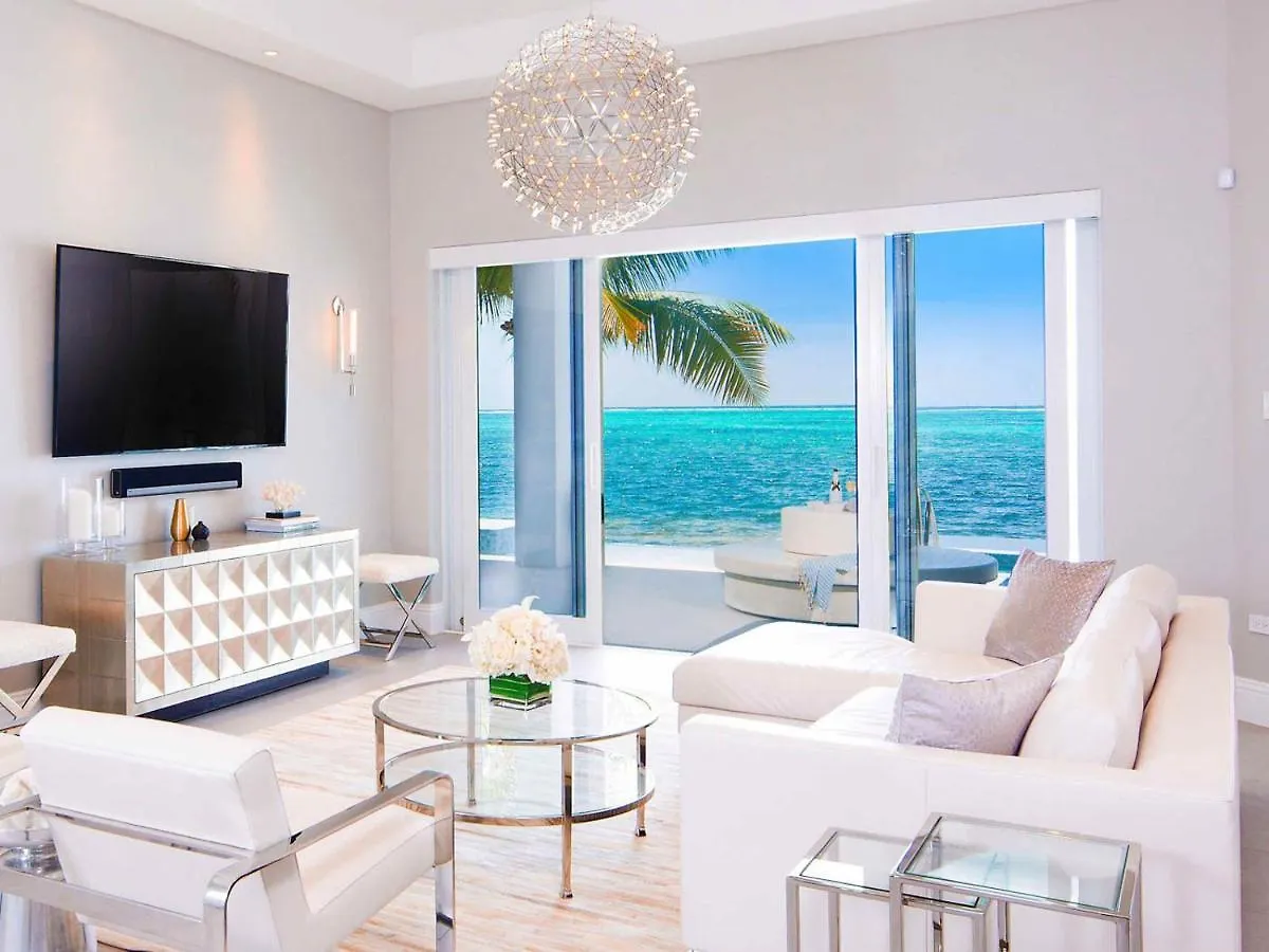 Resort Luxury Cayman Villas Driftwood Village
