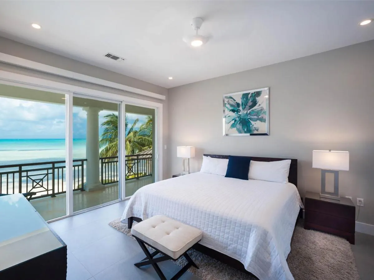 Resort Luxury Cayman Villas Driftwood Village